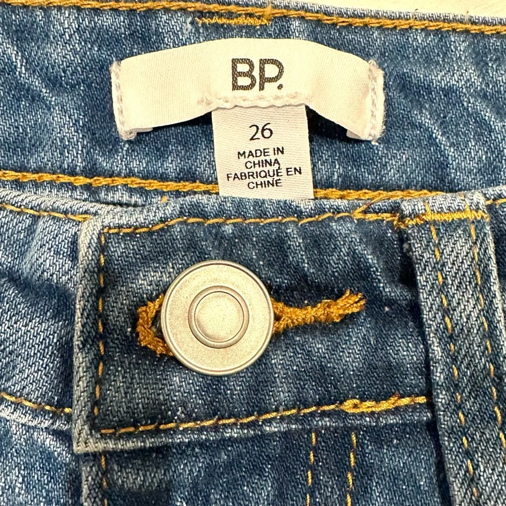 BP Authentic Blue Wash Classic 5 Pocket Denim Roll Cuff Stretch Jean Short SZ 26